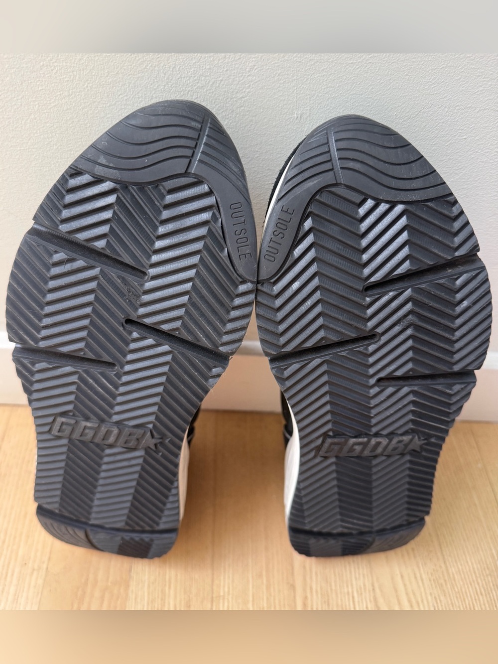 Golden Goose sneakers - Picture 8 of 12